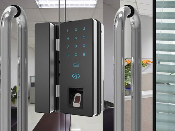 四方台24小时上门开锁公司