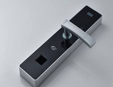 四方台24小时上门开锁公司