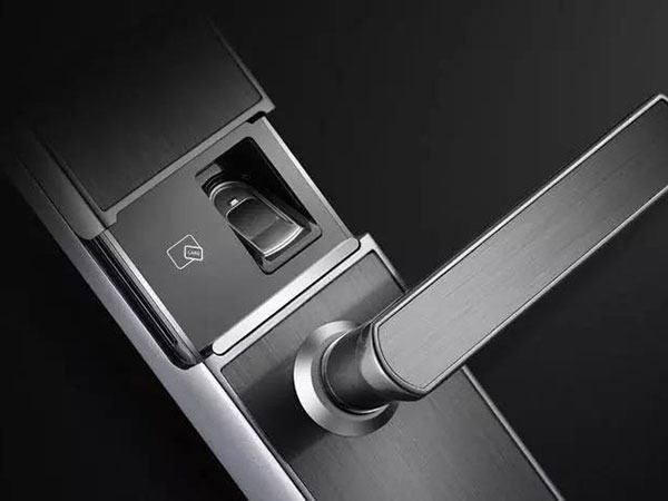 四方台24小时上门开锁公司